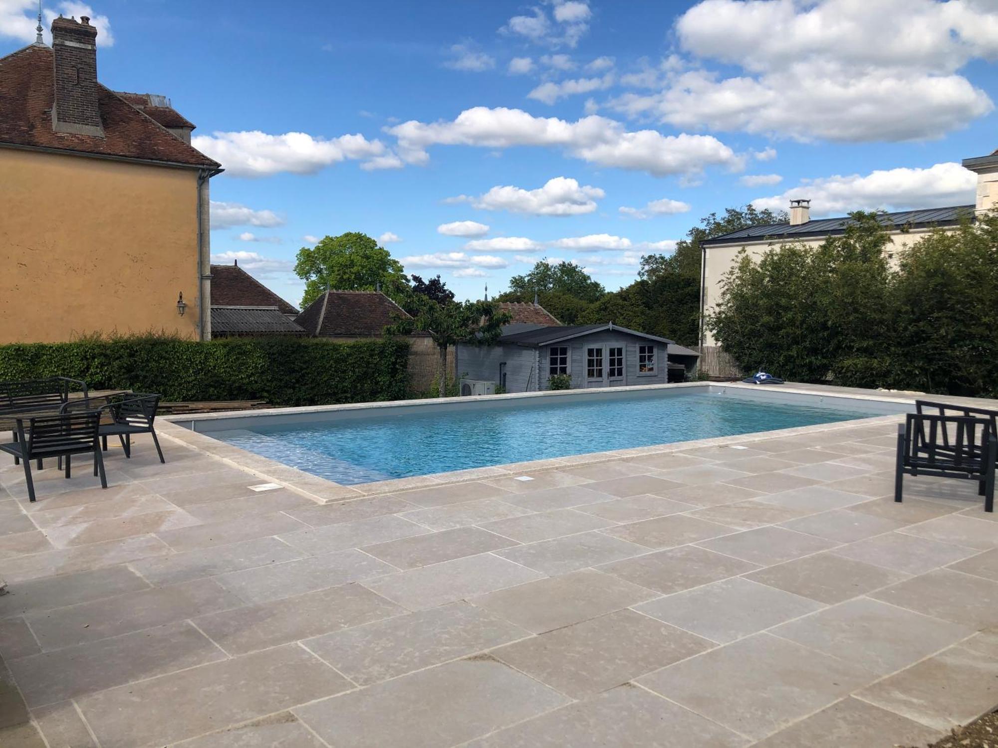 La Petite Maison De Celine & Frederic Avec Piscine A Prehy Номер фото
