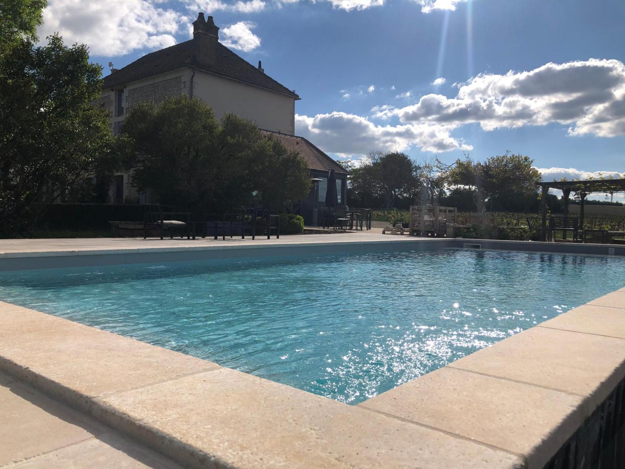 La Petite Maison De Celine & Frederic Avec Piscine A Prehy Номер фото